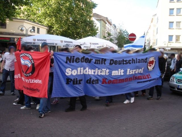 File:Anti-German communist protesters in Frankfurt in 2006.jpg