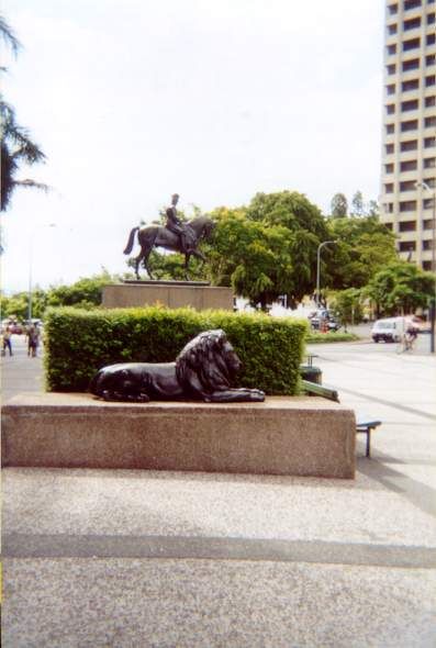 File:City-Hall-Sculptures-towards-Ann-Street-Brisbane.jpg