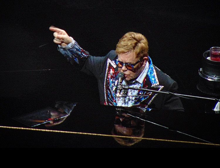 File:Elton1.jpg