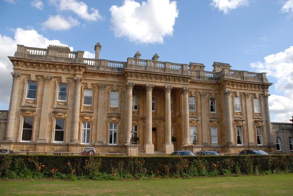 File:Heythrop Park 01.jpg