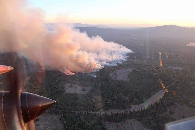 File:Hog-Fire-Cal-Fire-Lassen-Modoc-Unit-air-attack-July.jpg