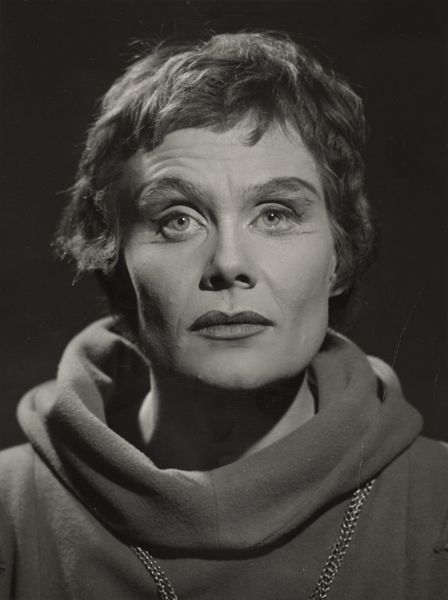 File:Liv Dommersnes som Jeanne d'Arc (1954).jpg