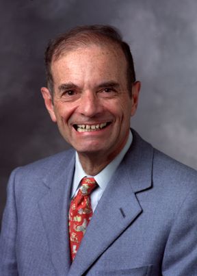 File:Lubert Stryer Portrait 2008.jpg