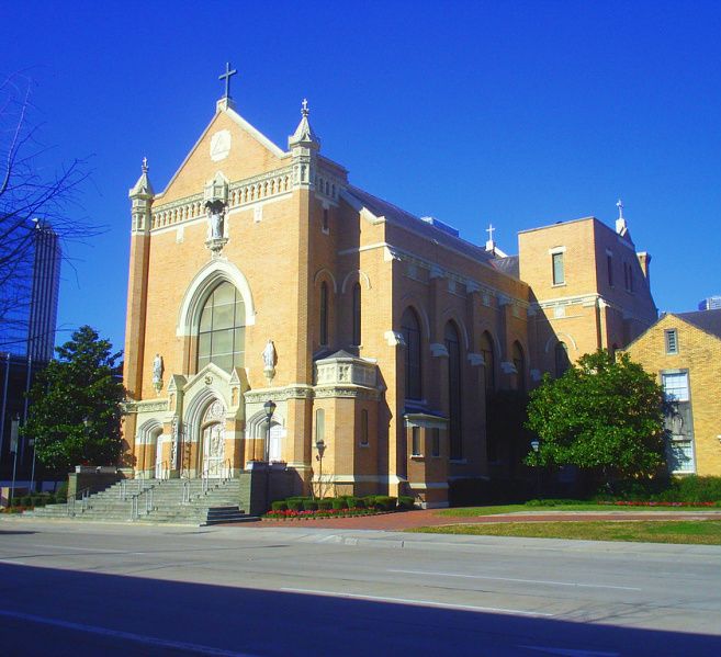 File:Old Sacred Heart CoCathedral, Front, Houston.jpg