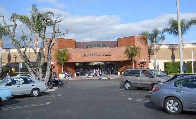 File:Panorama Mall.jpg