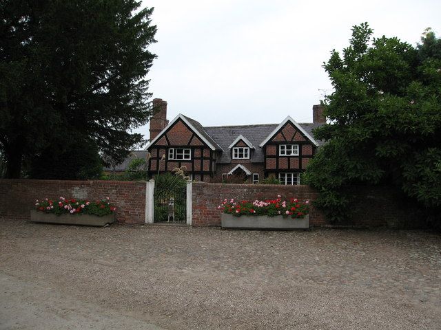 File:Sodylt Old Hall (geograph 3617990).jpg