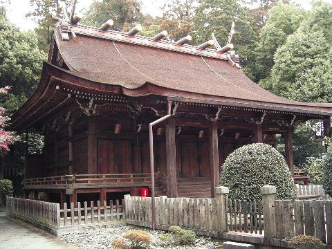 File:Tada-jinja honden.jpg