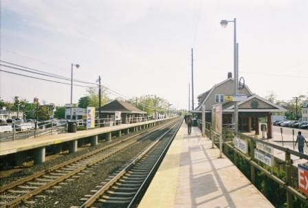 File:Bay Shore 2 LIRR Stations.jpg