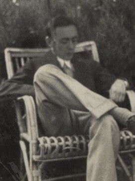 File:Edward Sackville-West, 5th Baron Sackville (cropped).jpg