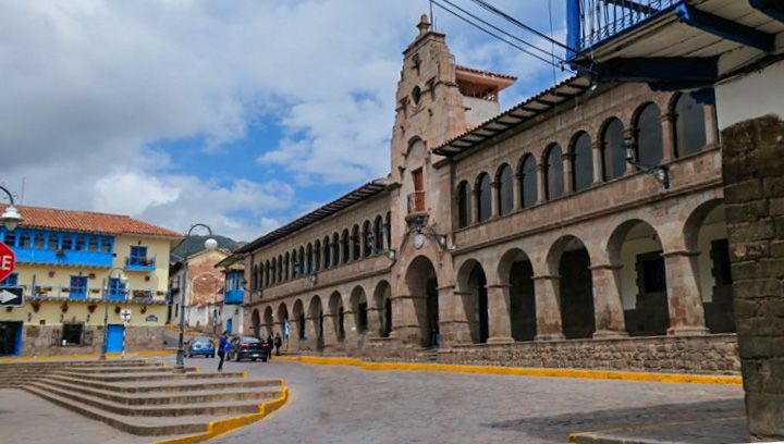 File:Palacio del Cabildo del Cusco1.jpg