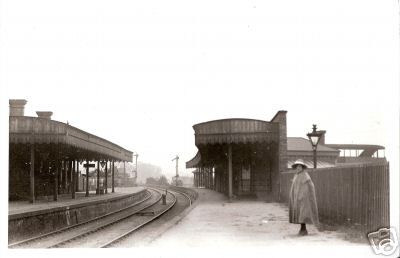 File:Selsdon Railway Station.jpg