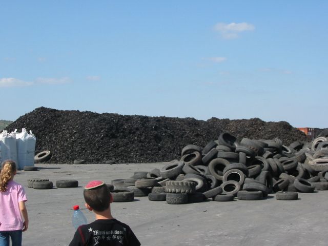 File:Tires and shredded.JPG