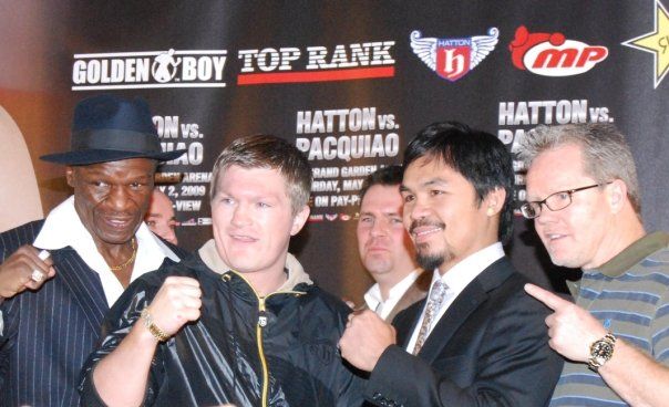 File:Hatton and Pacquiao with trainers.jpg