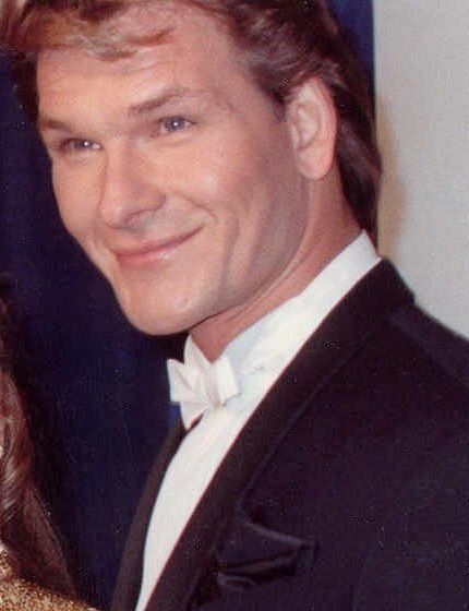 File:Patrick Swayze (cropped).jpg