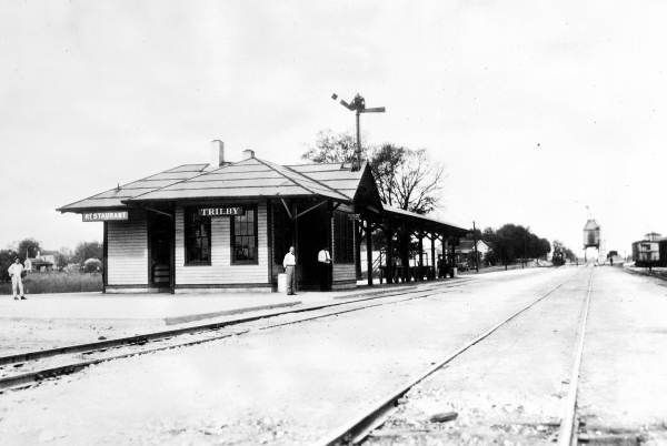 File:Trilby depot.jpg