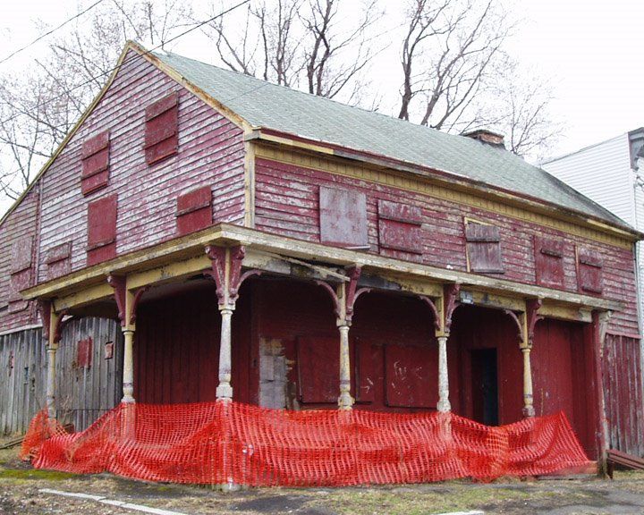 File:Clark-Dearstyne-Miller Inn.jpg