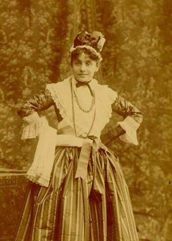 File:Eleonora Duse in La Locandiera 1891.jpg