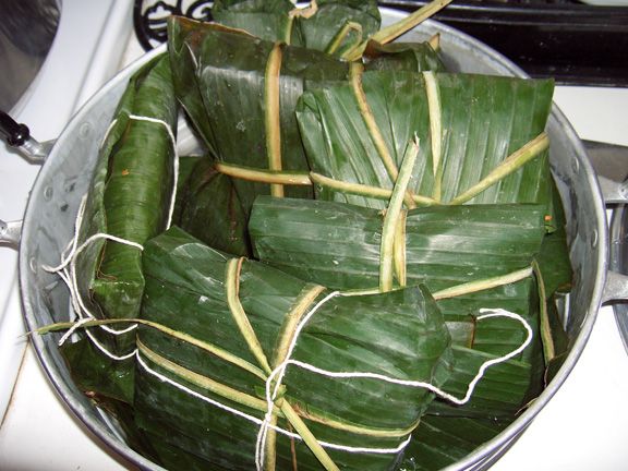 File:Nacatamales in steamer.jpg