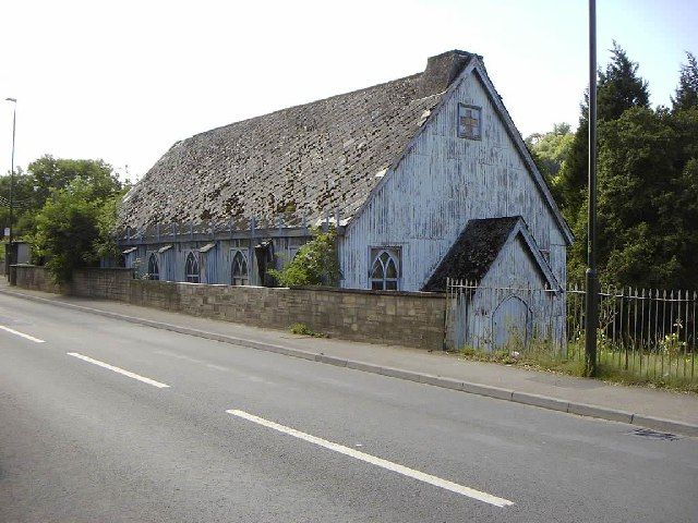 File:Thrupp tin church.jpg