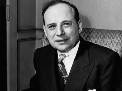 File:Benjamin Graham (1894-1976) in 1950.jpg