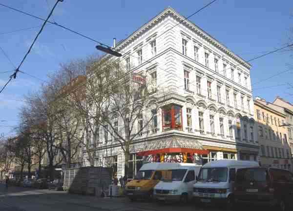 File:GuentherZ 2007-0310 0058 Wien10 Quellenstrasse72.jpg