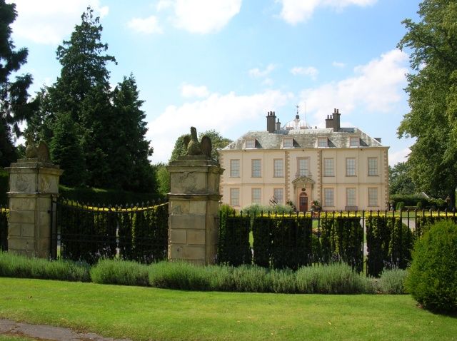 File:Myton Hall - geograph.org.uk - 525823.jpg