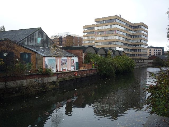 File:River Foss - geograph.org.uk - 1553874.jpg