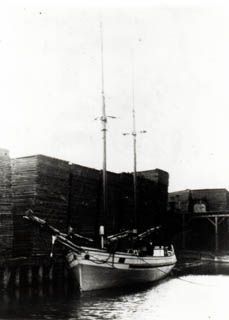 File:Arrow schooner.jpg