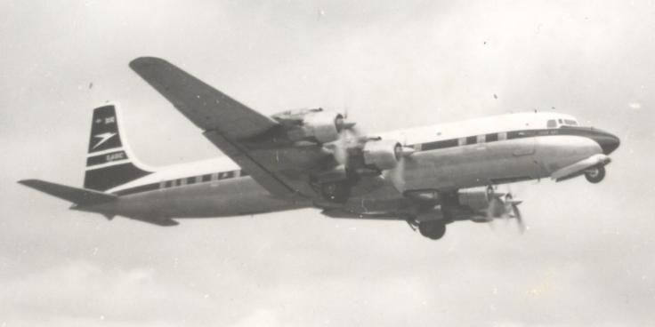 File:BOAC DC-7C Taking-off from Manchester.jpg