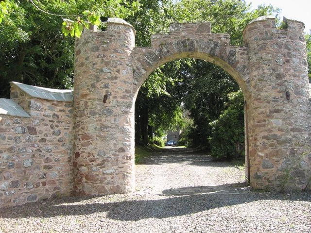 File:Dalcross Castle - geograph.org.uk - 215990.jpg