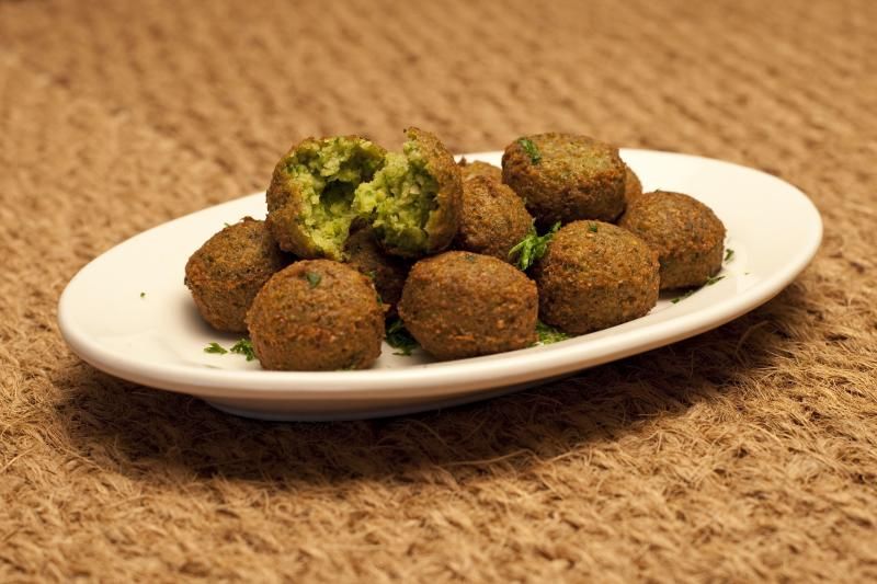 File:Falafel balls.jpg