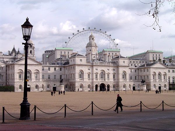 File:Horse guards 2004.jpg