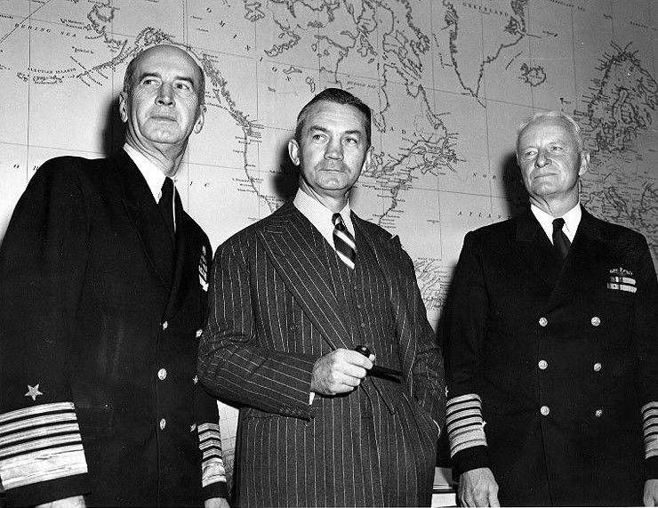 File:King, Forrestal, Nimitz 1945.jpg