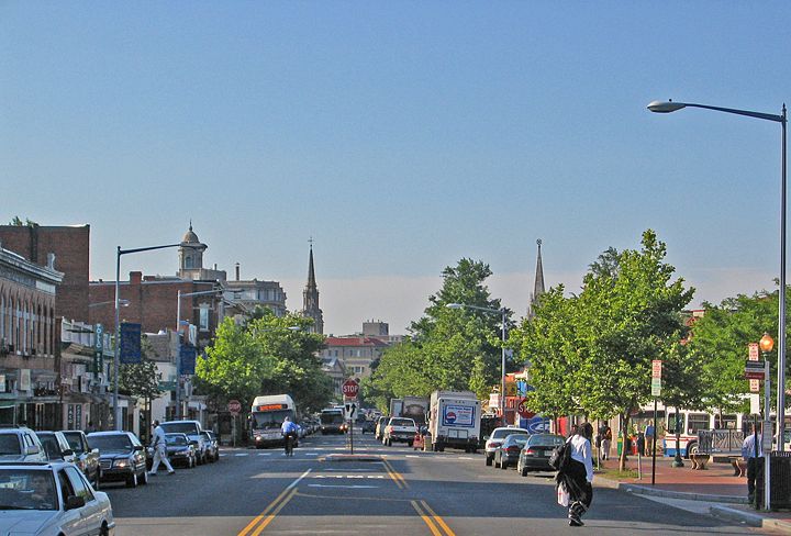 File:Mount Pleasant Street NW.jpg