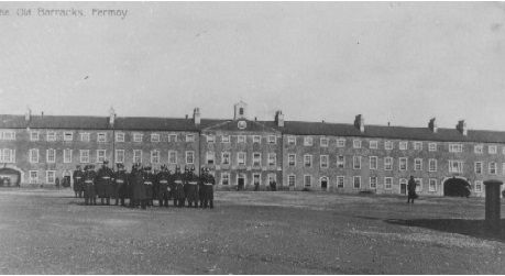 File:The Old Barracks, Fermoy.jpg