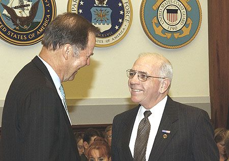 File:Thomas Kean and Jim Saxton.jpg