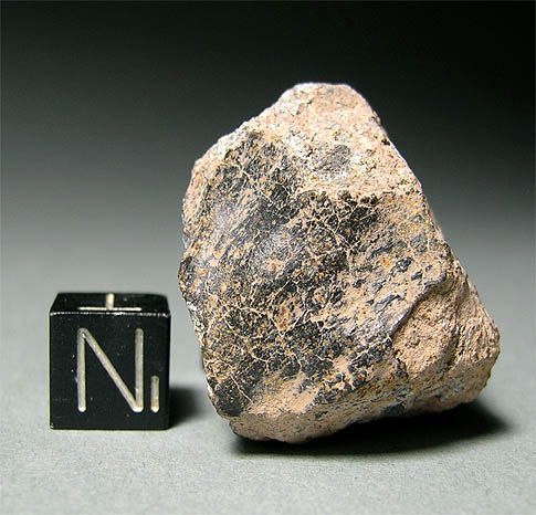 File:Carancas Meteorite 2.jpg