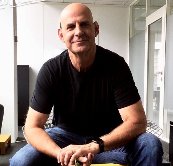 File:Harlan Coben.jpg