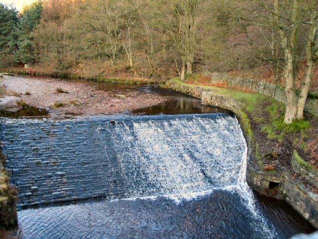 File:Little Don - geograph.org.uk - 109854.jpg