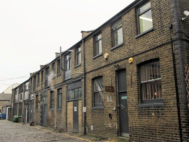 File:The Tramworks, Hatherley Mews, E17 (2).jpg