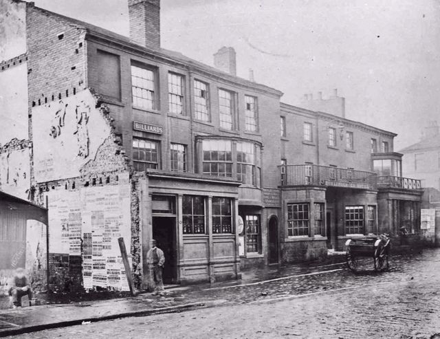 File:Bowling Green Hotel Bridge Street Bradford.jpg