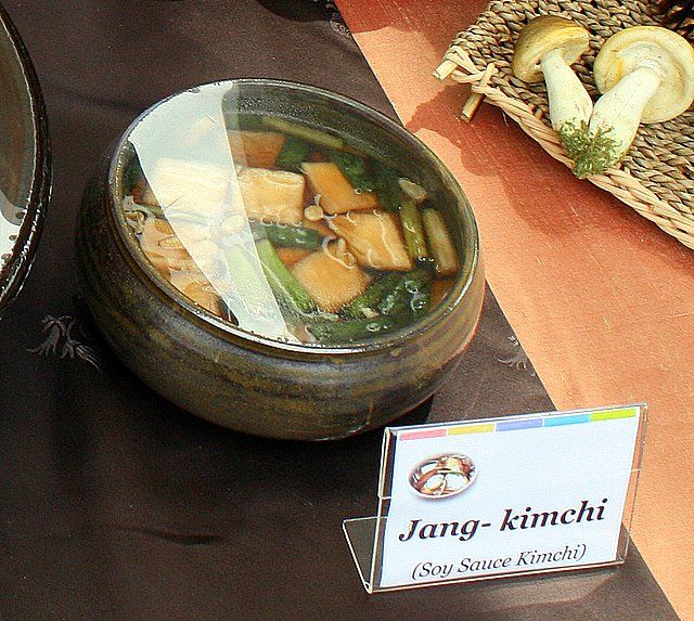 File:Koren cuisine-Jang kimchi-Pickled with soy sauce-01.jpg