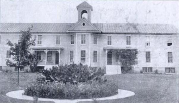 File:Shenandoah Valley Academy pictured in 1924.jpg