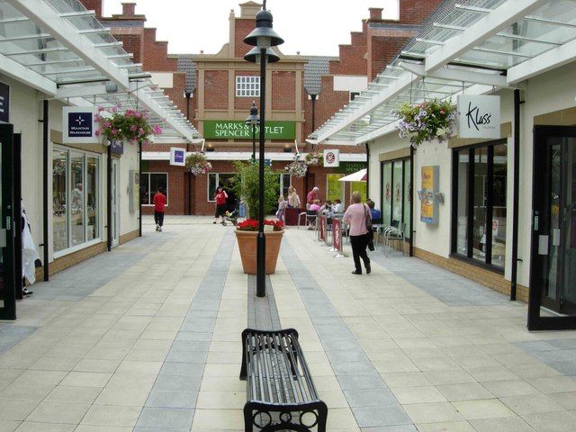 File:Springfields - geograph.org.uk - 191047.jpg