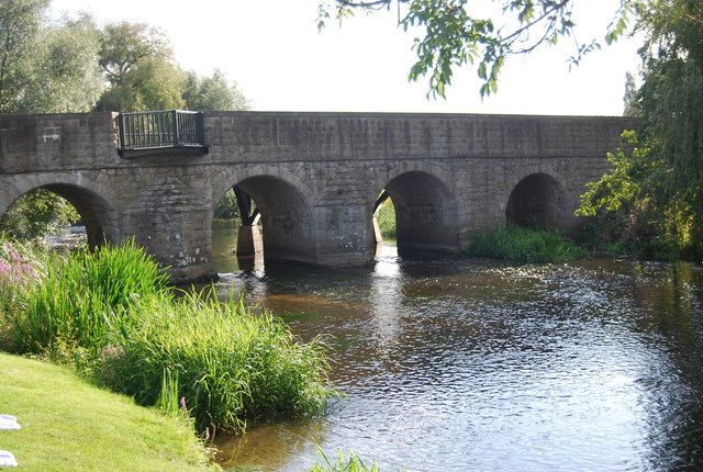 File:Wye Bridge-geograph.org.uk-4258990.jpg