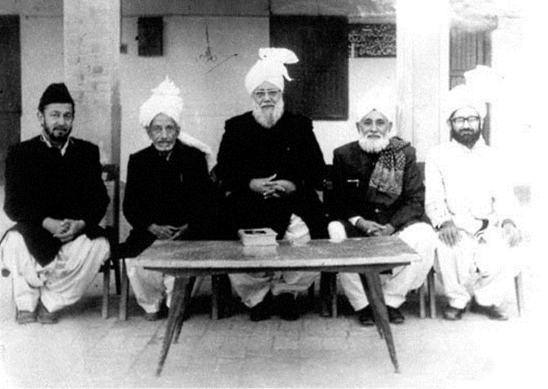 File:Ahmadiyya representers at National Assambly 1974.jpg