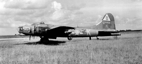 File:B-17g-42-39958-92d-pod.jpg