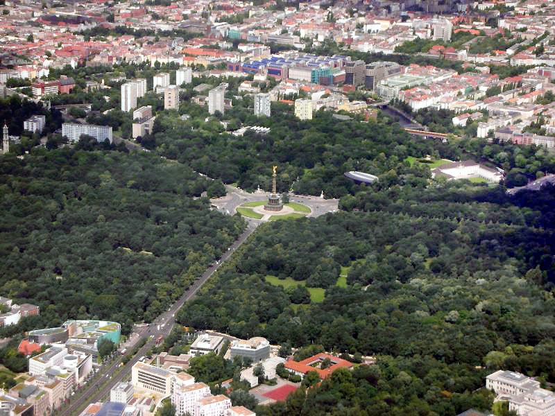 File:Berlin Tiergarten Siegessäule Luftansicht.jpg