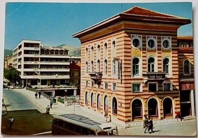 File:Mostar, Hotel Neretva 1968.jpg