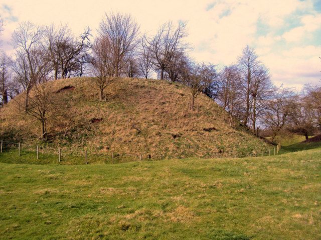 File:Motte at Seckington.jpg